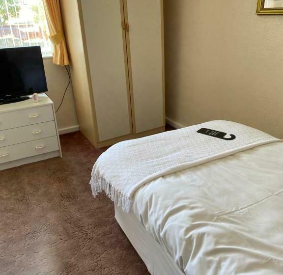 스탠다드 룸, Hq Pencadlys