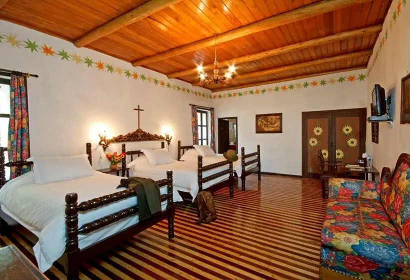 スタンダードトリプルルーム, Hacienda Hosteria Chorlavi