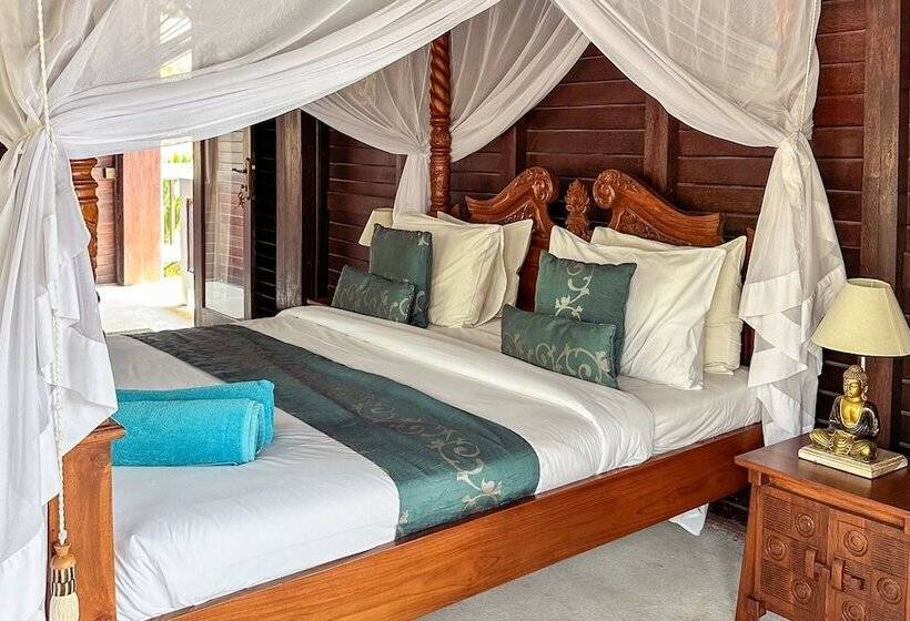 חדר דלוקס נוף לים, The Village Of Angels