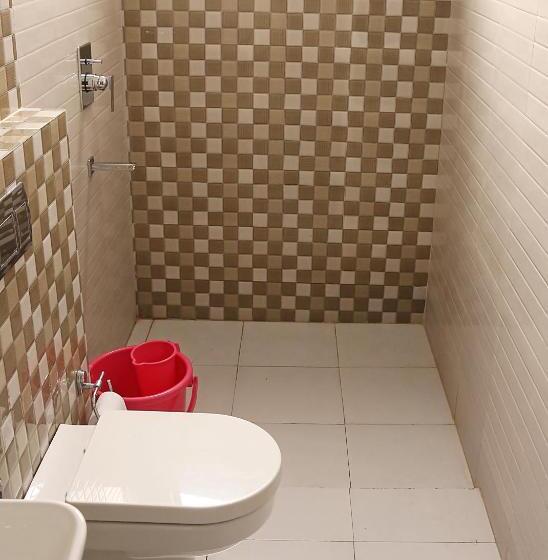 Chambre Deluxe, Trihari