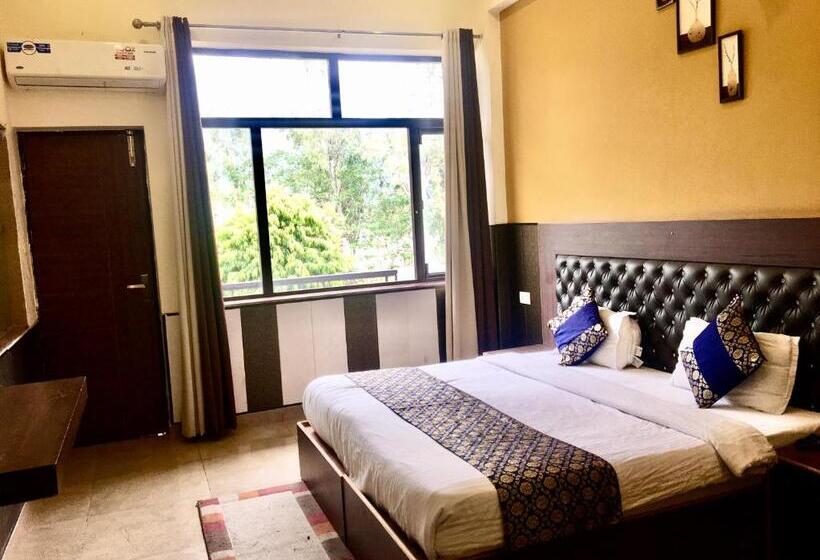 Chambre Deluxe, Trihari