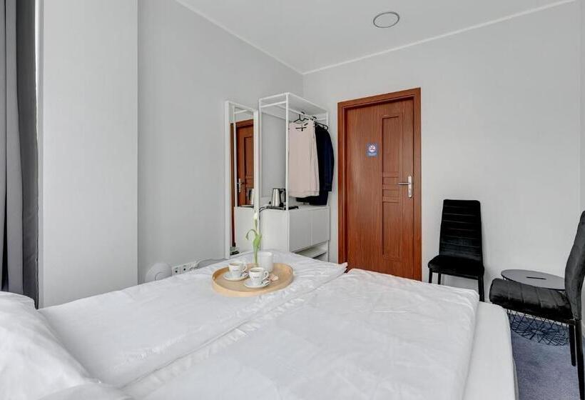 اتاق استاندارد, Przystanek Sopot Plaża