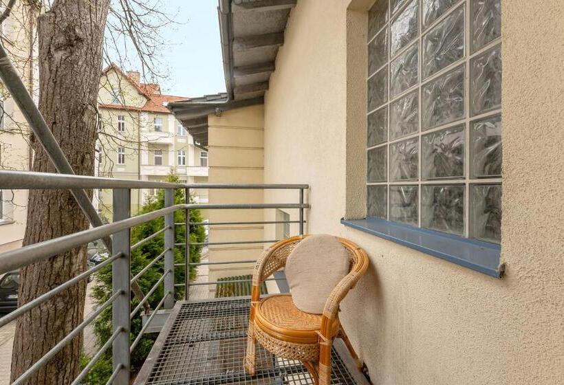 اتاق استاندارد چهار تخته, Przystanek Sopot Plaża