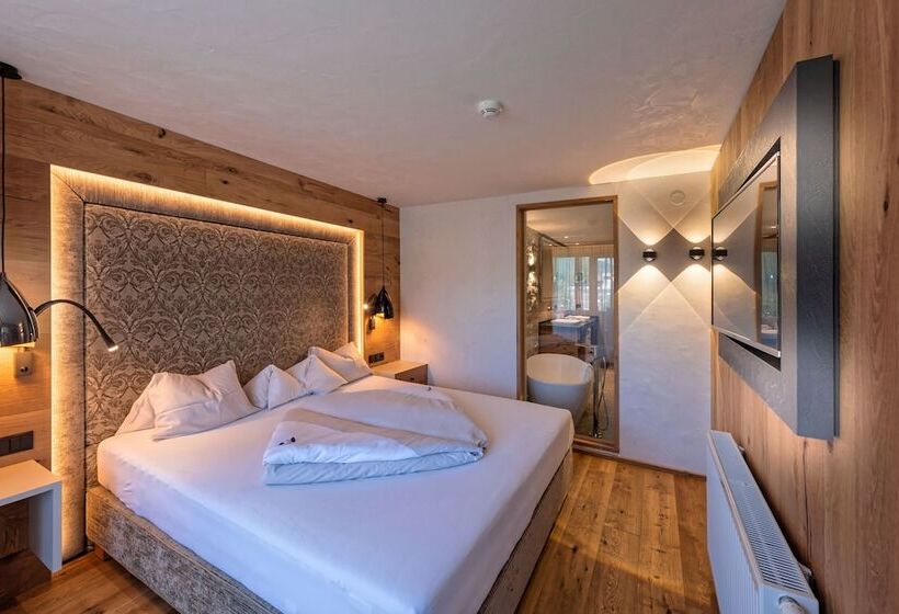 Апартаменты Deluxe 2 Спальни, Alpinhotel Berghaus Spa