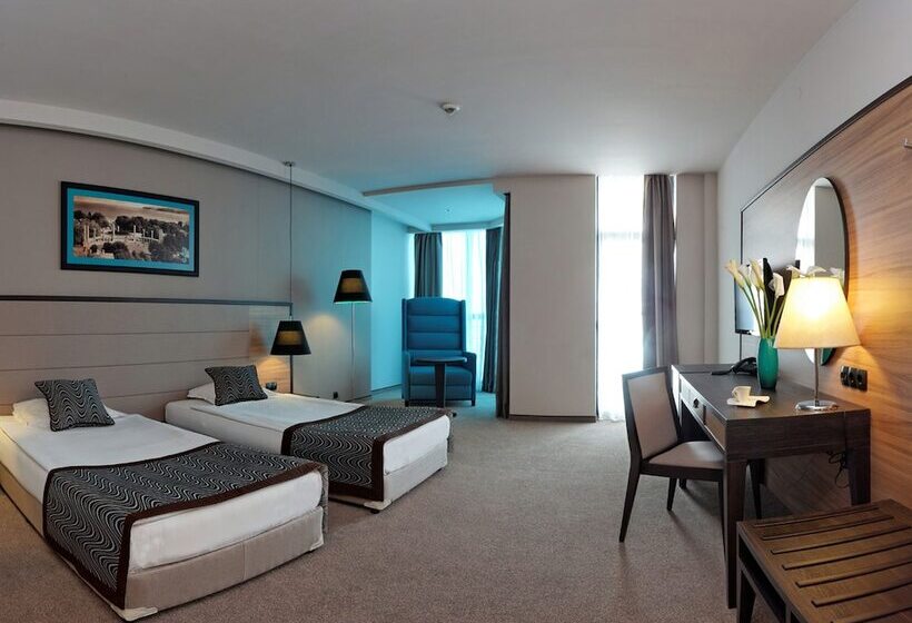 Семейный Номер, Astera Hotel & Spa With Free Private Beach