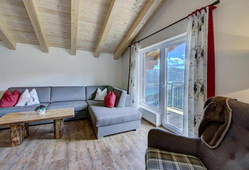1 Sovrum Takvåning Lägenhet, Berghotel Jaga Alm
