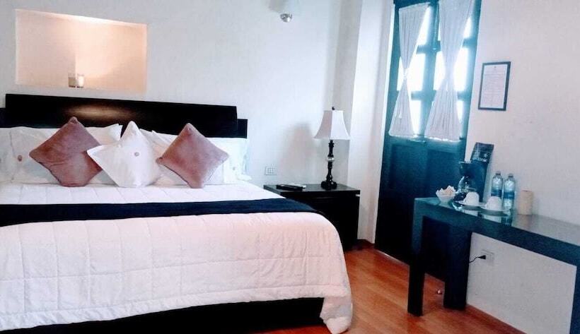 سوییت لوکس, Casa Padua