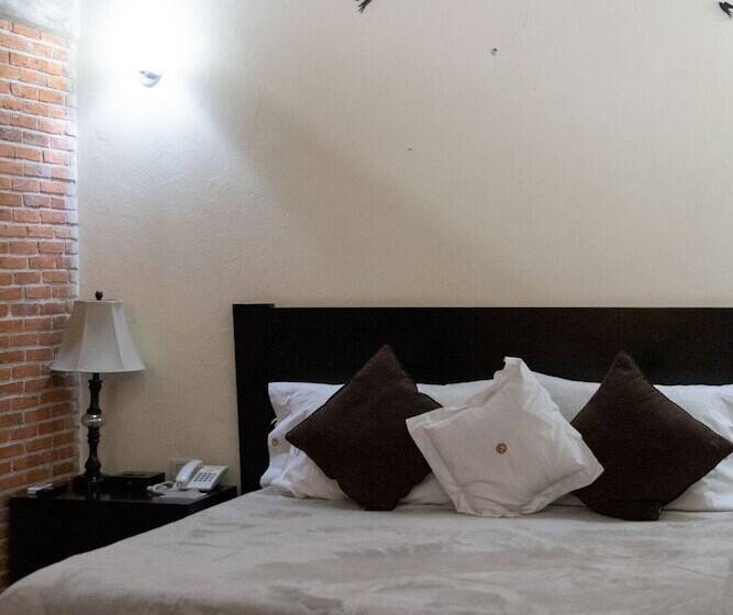 سوییت لوکس, Casa Padua