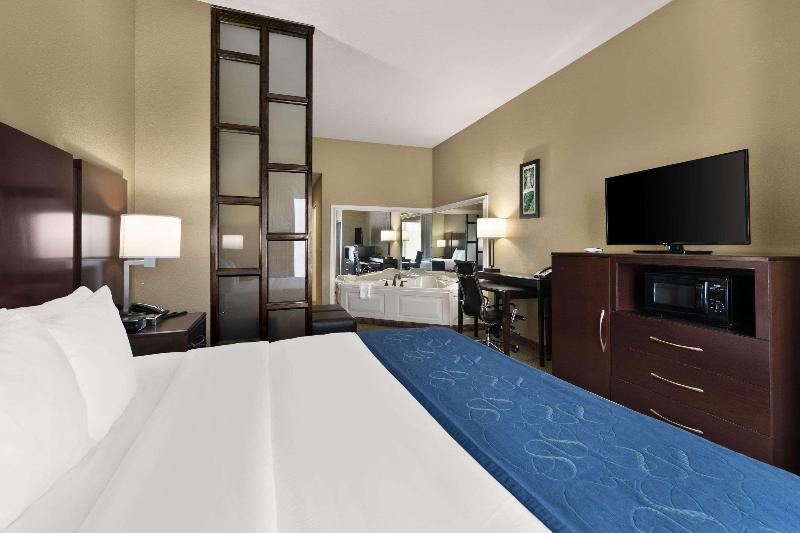 جناح سرير كينج, Comfort Suites