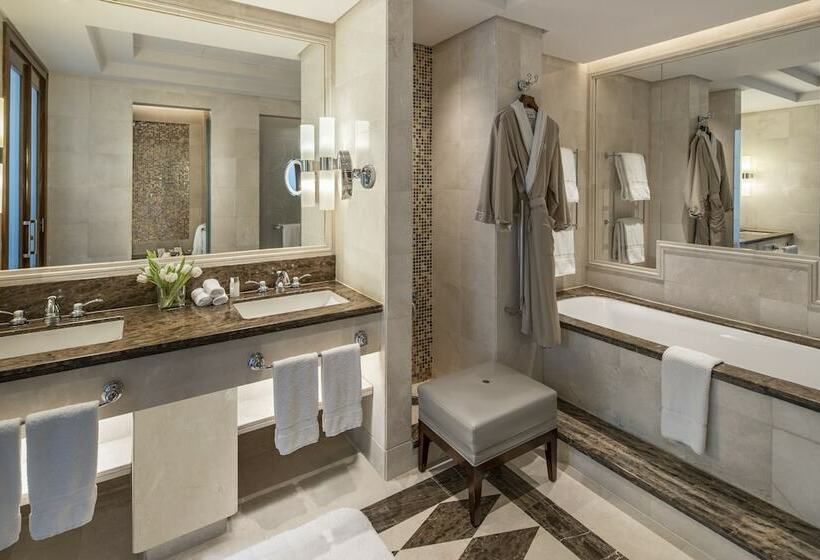 Люкс Вид на Город, Raffles Makkah Palace