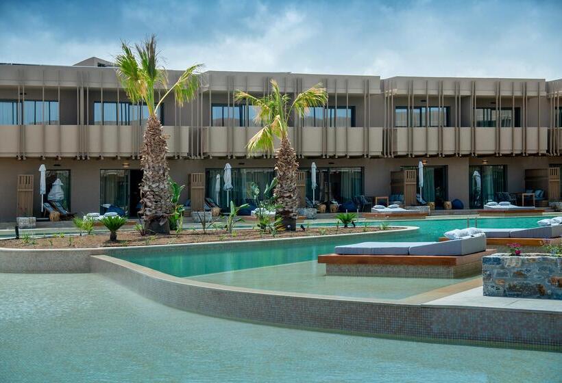 Классический Номер Вид на Сад, Senseana Sea Side Resort & Aquadventure