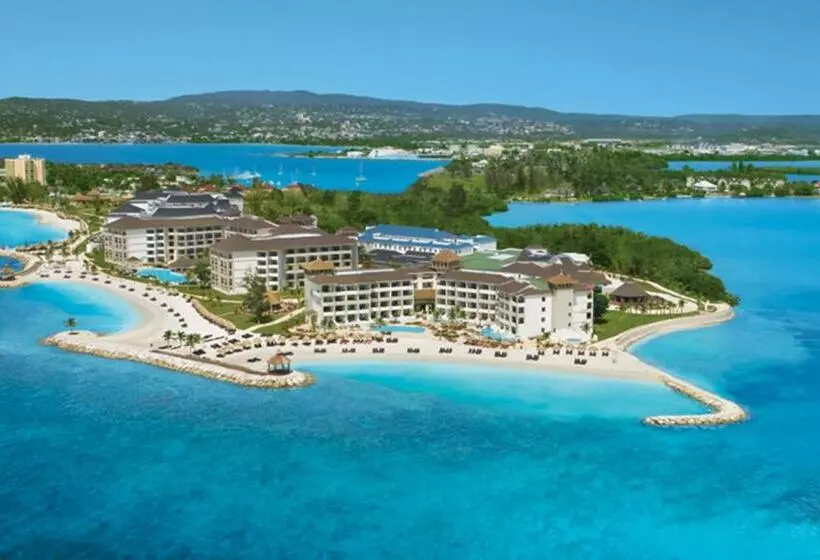 オーシャンビュージュニアスイート, Secrets Wild Orchid