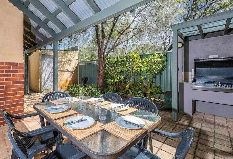 Standard-bungalow 3 Makuuhuonetta, The Sebel Busselton
