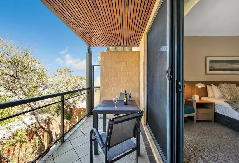 Standard-studio, The Sebel Busselton
