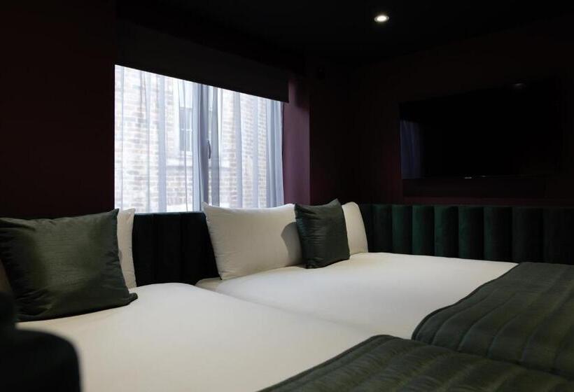 اتاق کلاسیک سه تخته, Dukes Street Apartment