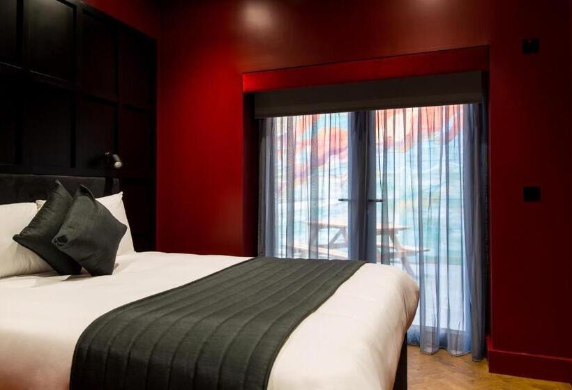 اتاق سوپریور با تخت بزرگ, Dukes Street Apartment