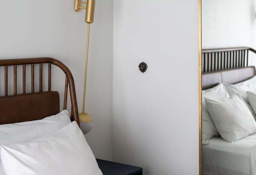 غرفة ديلوكس, Gatsby Athens