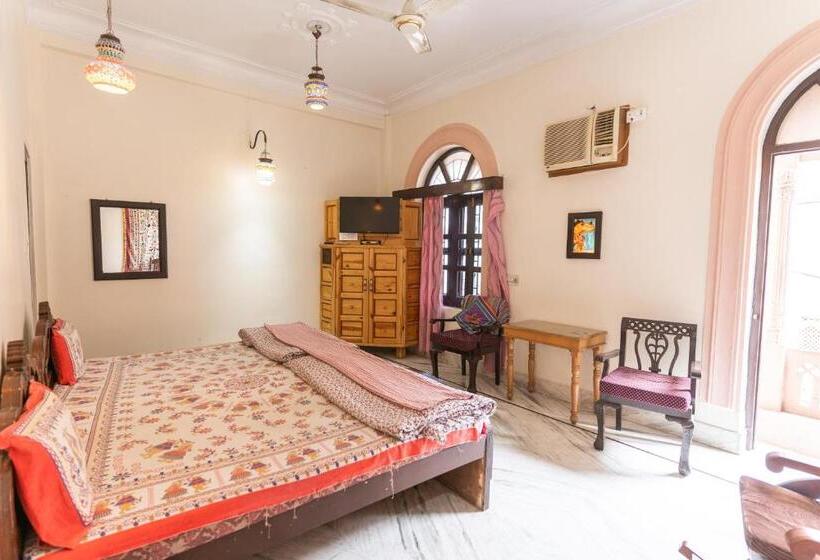 اتاق لوکس, Kanhaia Haveli