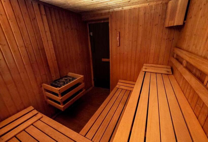 Номер Deluxe, Tisa