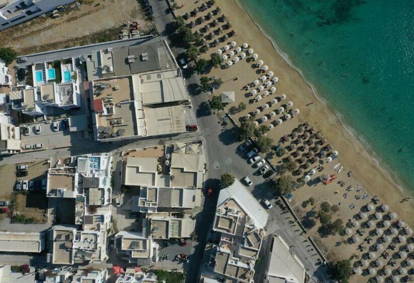 اتاق لوکس, Naxos Sandastic