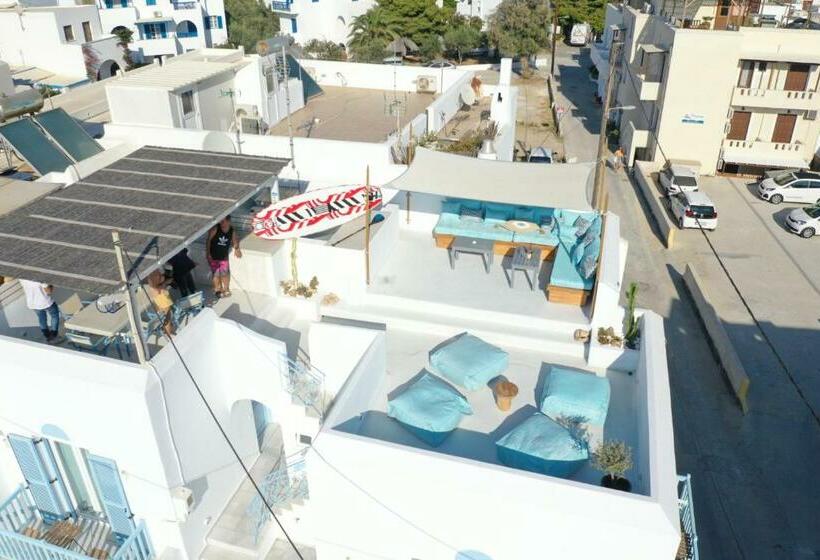 اتاق لوکس, Naxos Sandastic