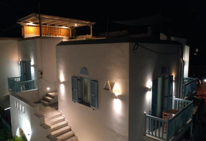 اتاق لوکس, Naxos Sandastic