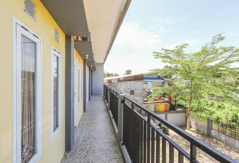 스탠다드 룸, Reddoorz At Pelangi Guest House