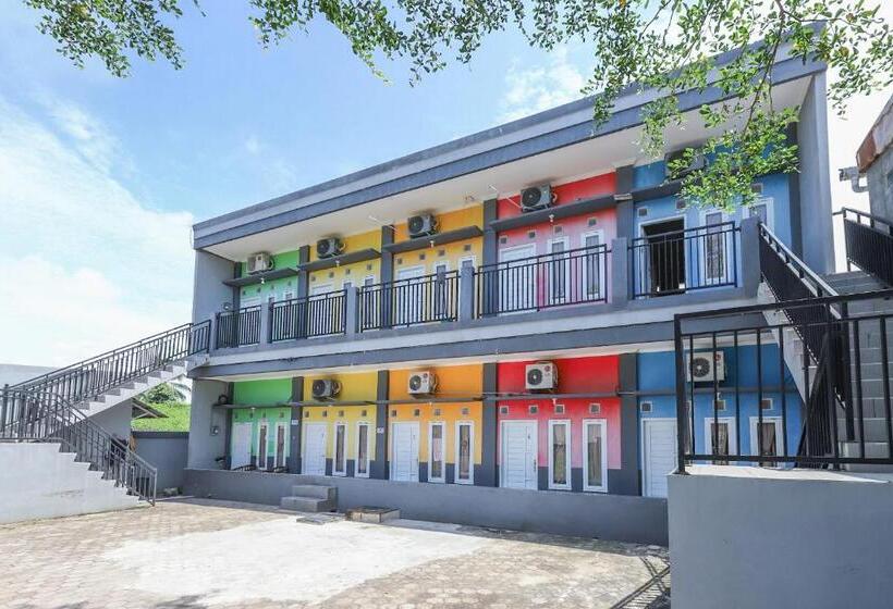 스탠다드 룸, Reddoorz At Pelangi Guest House