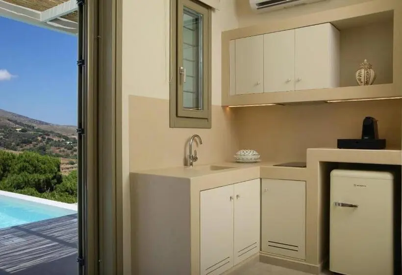 بانگلوی استاندارد, Casa Di Fiori Andros Suites