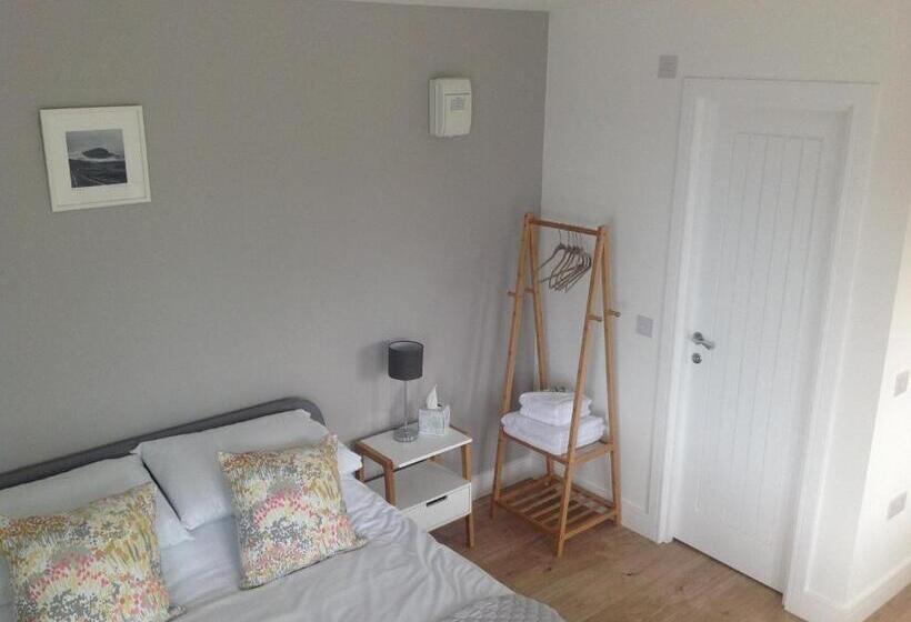 스탠다드 룸 킹사이즈 침대, Island View Room 1