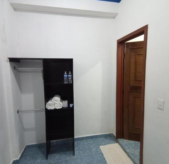غرفة قياسية, Posada Antonia Bacalar