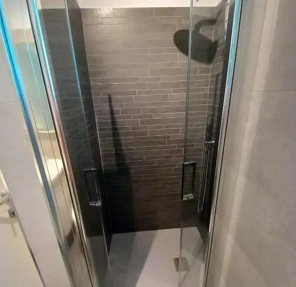 اتاق لوکس, B&b Giolì