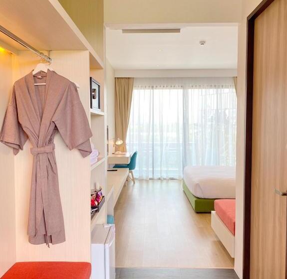 חדר סופריור, The Poem