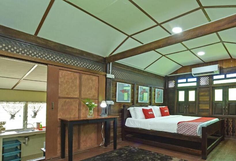 スタンダードスタジオ, Collection O 90622 Sehijau @ Cenang