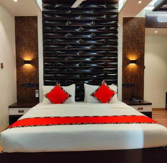 חדר דלוקס עם מרפסת, Divan Clarks Inn, Goa