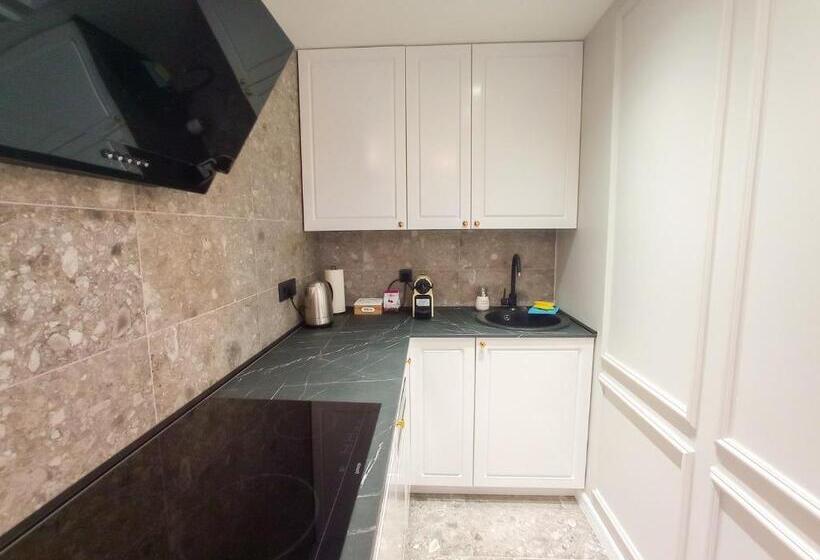 استودیوی لوکس, Premium Apartmani Banja Luka