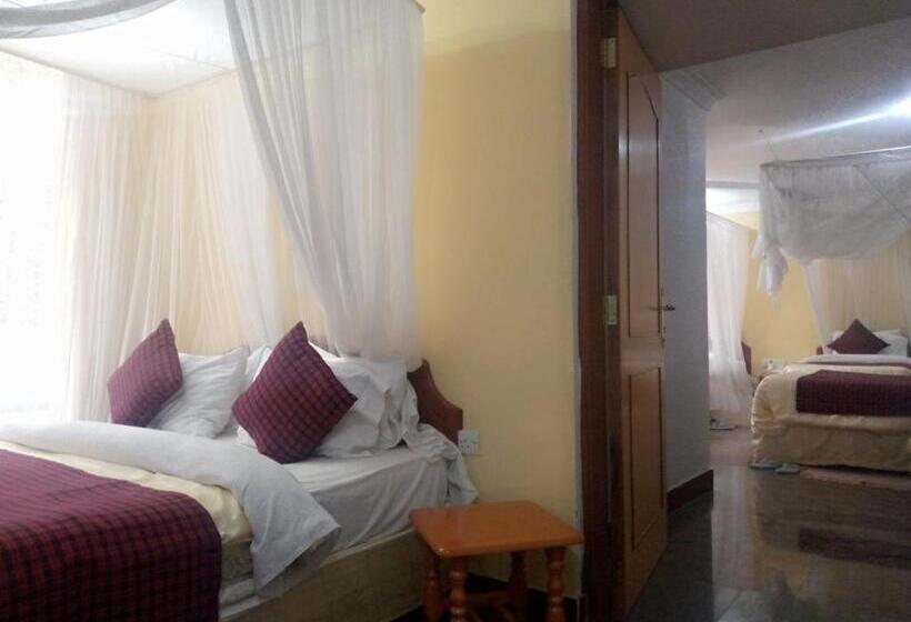 Семейный Номер, Karibu Heritage House