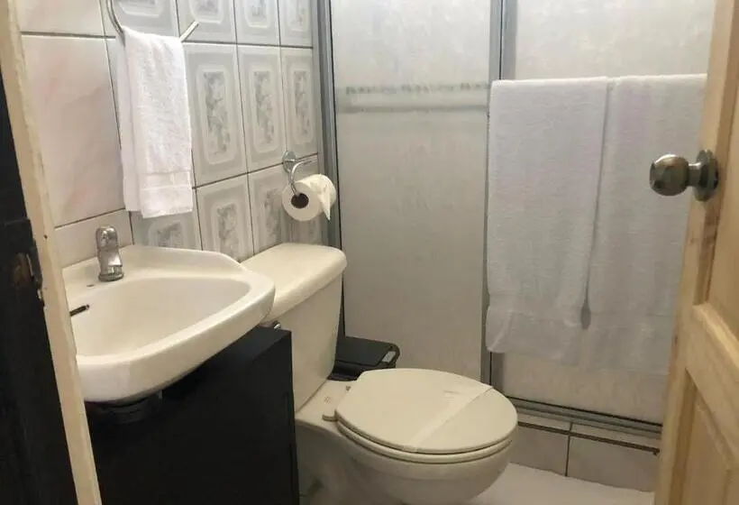 Standard Kolmen Hengen Huone, La Vid La Fortuna