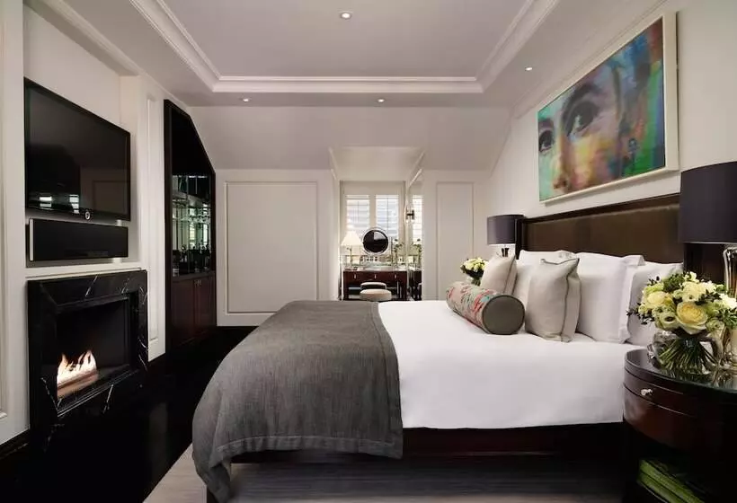 Penthouse Room, Corinthia London