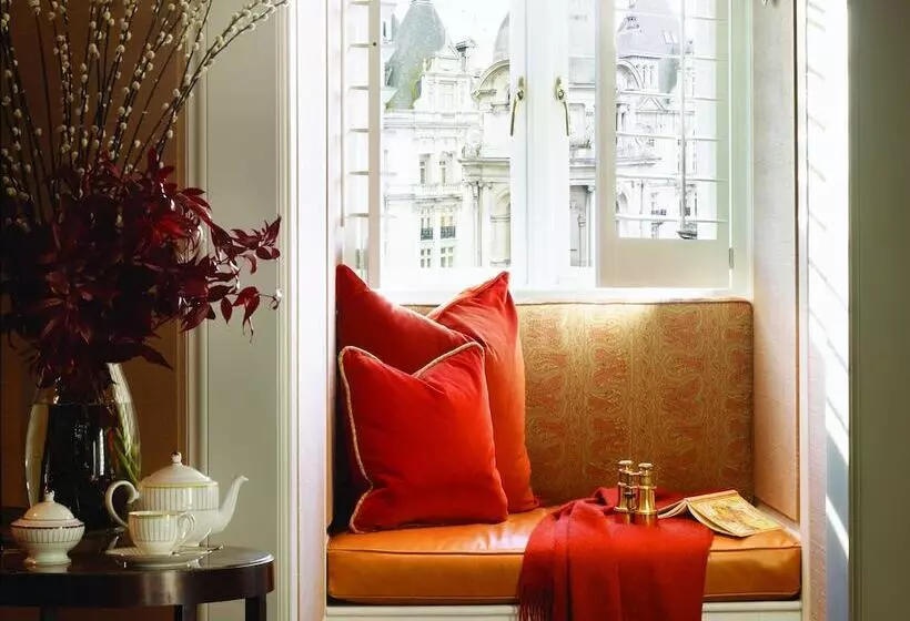 Penthouse Room, Corinthia London