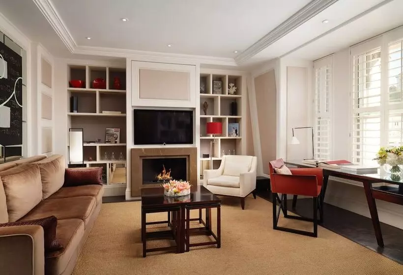 Penthouse Room, Corinthia London