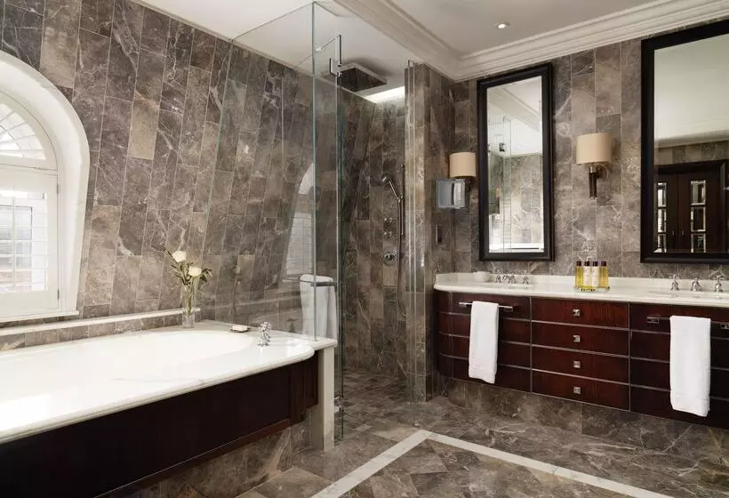 Penthouse Room, Corinthia London
