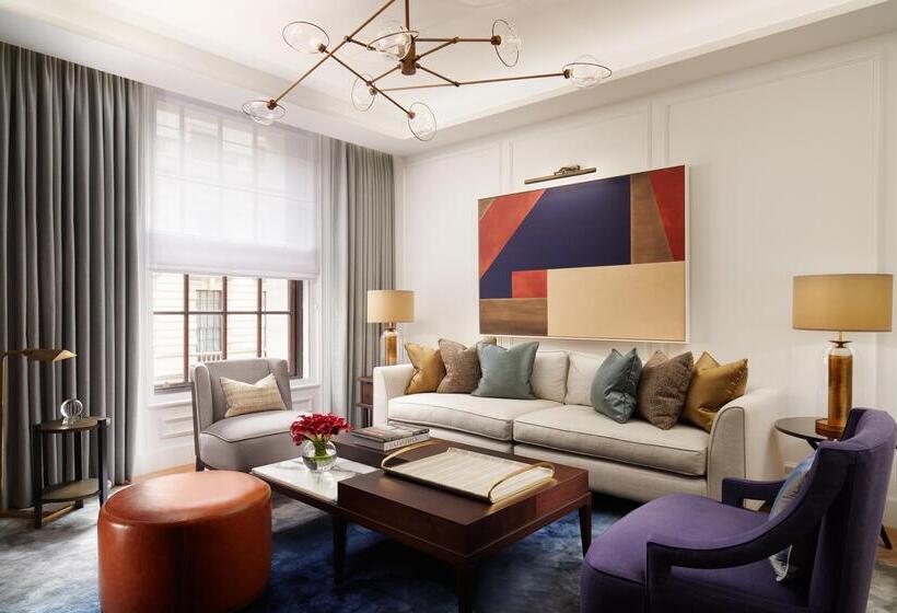 Люкс, Corinthia  London
