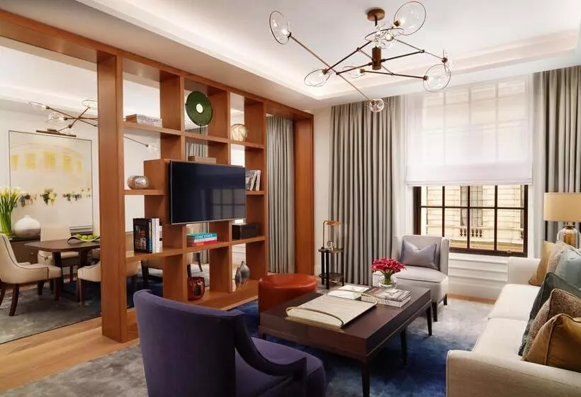 Suite, Corinthia London