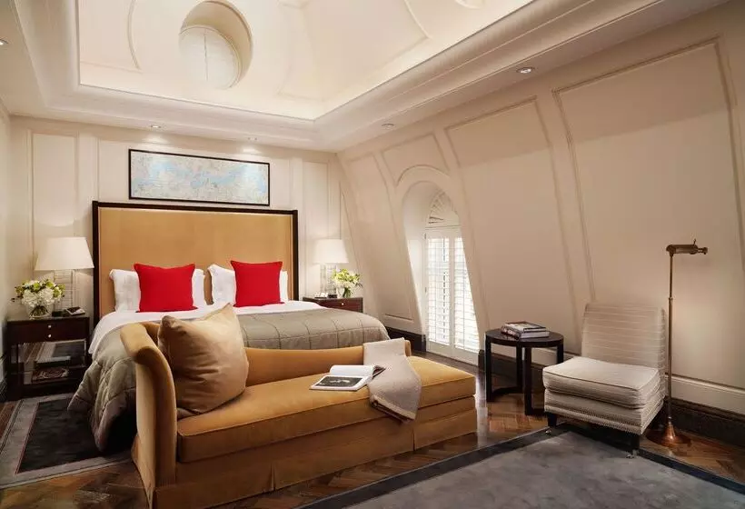 Penthouse Room, Corinthia London