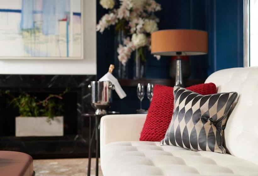 阁楼房, Corinthia  London