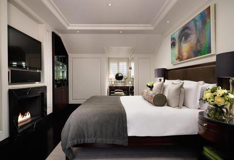 阁楼房, Corinthia  London