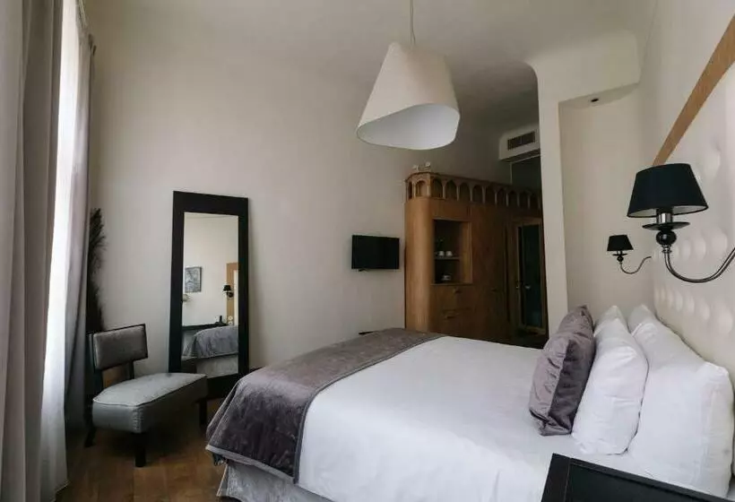 Chambre Standard, Dome