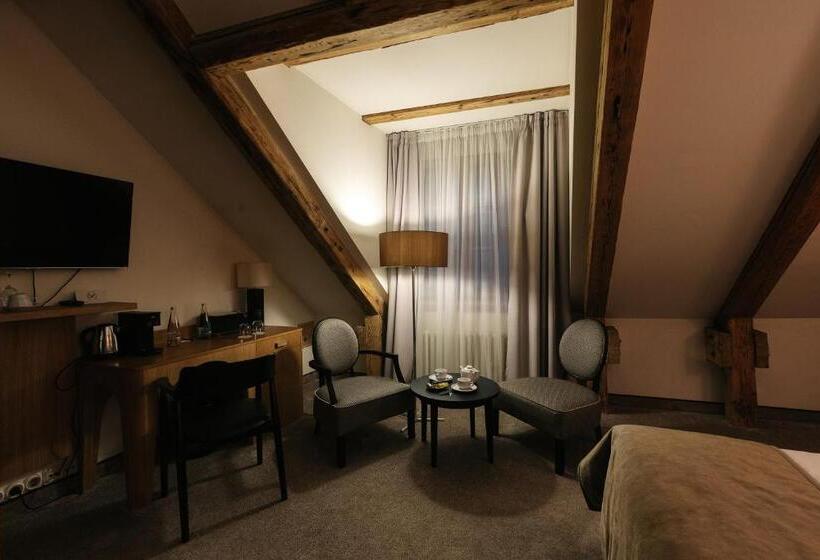 اتاق لوکس, Dome