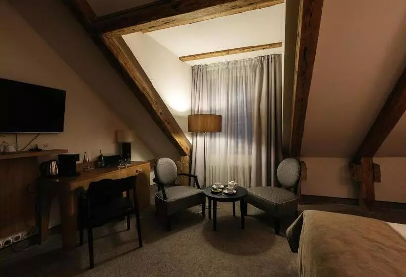 Chambre Deluxe, Dome